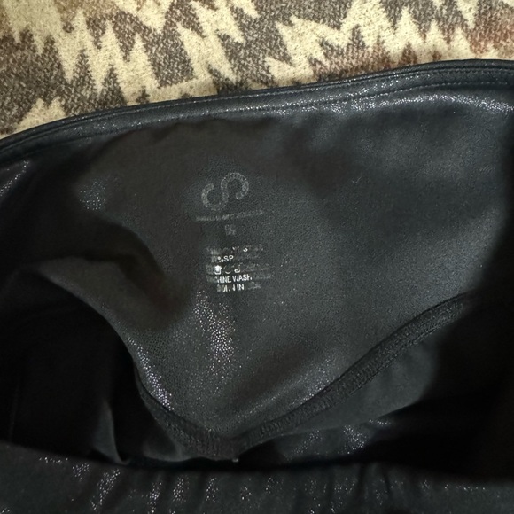 Curves and Combatboots Shimmer Set - Picture 2 of 4